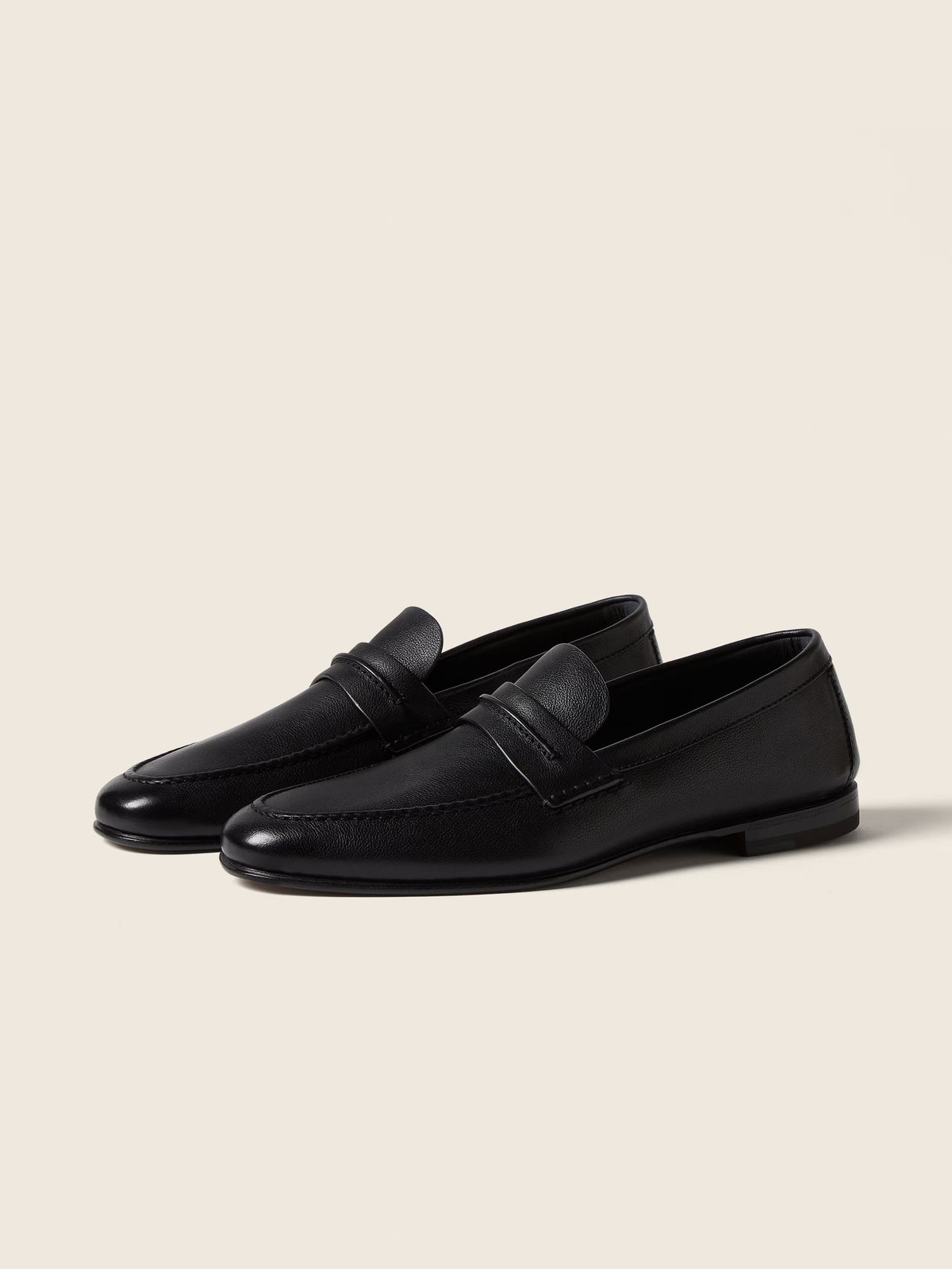 Black Natural Grain Leather Moccasin Loafer